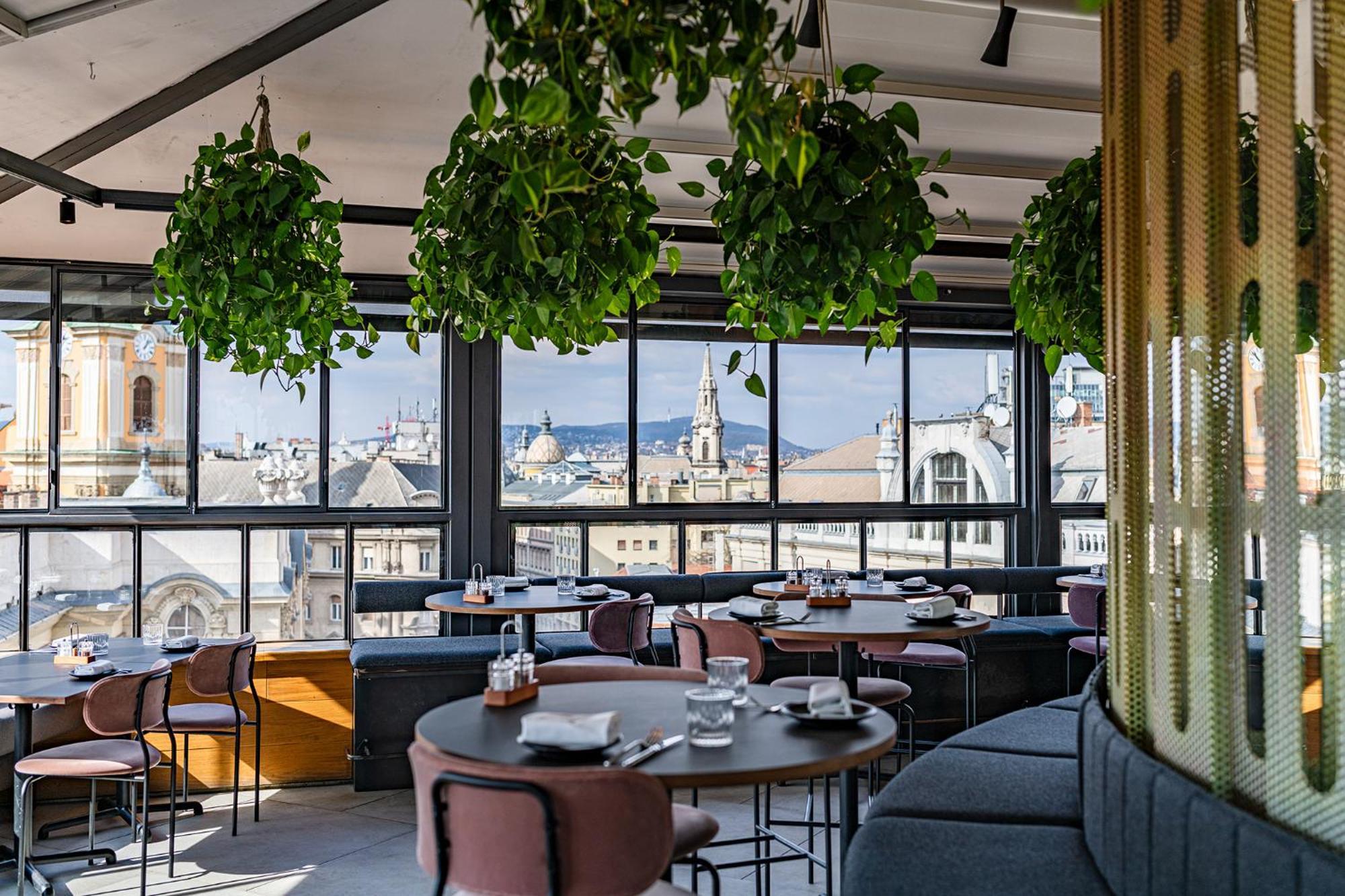 Hotel Rum Будапеща Екстериор снимка